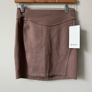 NWT Lululemon Scuba HR Mini Skirt Taupetastic